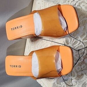 Women's NWT Torrid Orange Wedge Heel Size 8W